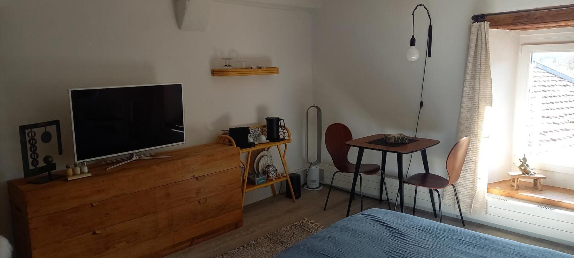 Au Bourg Bed and Breakfast Le Landeron Buitenkant foto